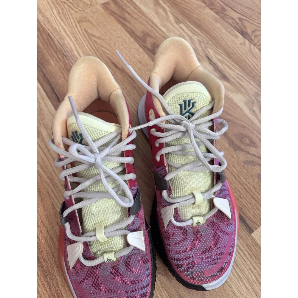 Nike Kyrie 7 Size 6.5 DC0588-601 Preowned Tenis